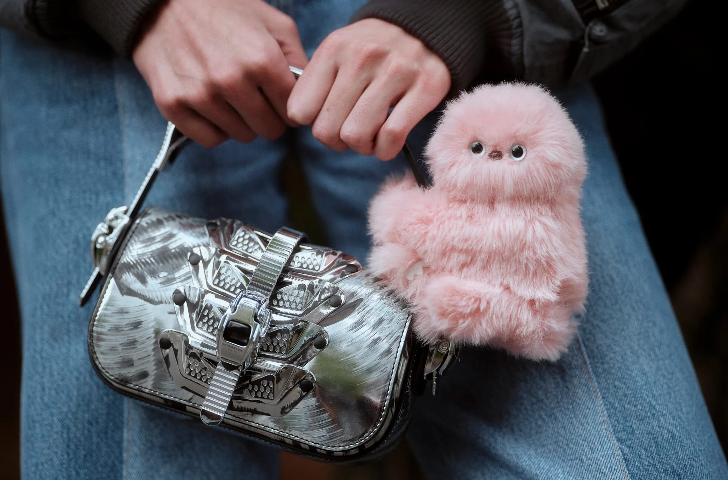 Mirumi — a bag charm robot by Yukai Engineering